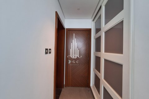 Apartment de 2 dormitorios en Tourist Club Area, UAE No. 36670 21