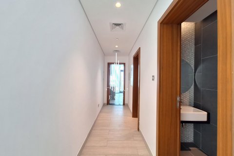 Apartment de 2 dormitorios en Tourist Club Area, UAE No. 36670 23