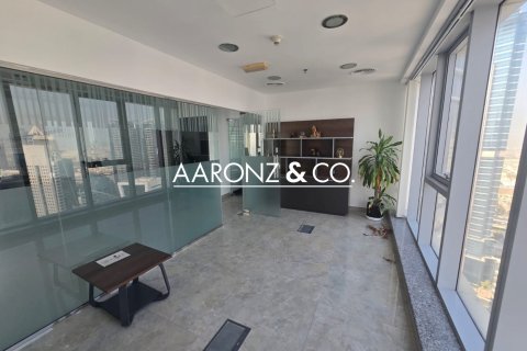 102m² Office in Business Bay, UAE No. 137650