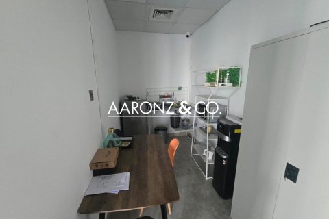 102m² Office in Business Bay, UAE No. 137650 7