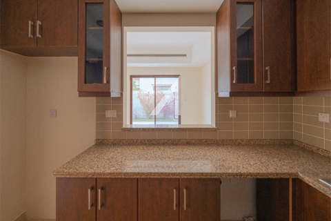 Villa de 3 dormitorios en Dubai, UAE No. 142051 9