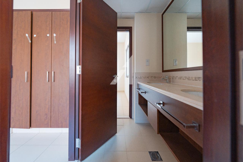 Villa de 3 dormitorios en Dubai, UAE No. 142051 6