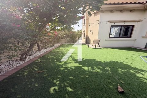 Villa de 3 dormitorios en Dubai, UAE No. 142051 17