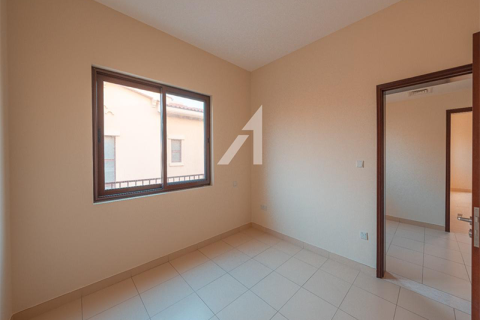 Villa de 3 dormitorios en Dubai, UAE No. 142051 15