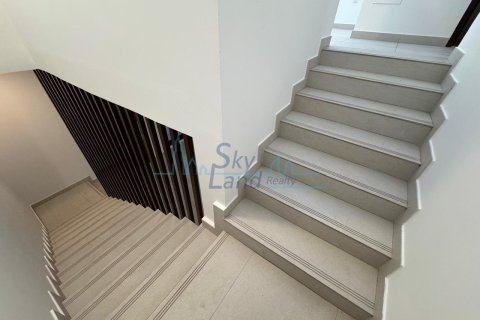 Villa de 5 dormitorios en Jumeirah, UAE No. 142047 6