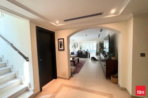 Villa de 4 dormitorios No. 126717 4