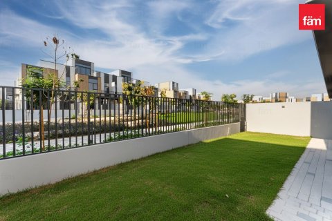 4 bedrooms Townhouse No. 126711 26