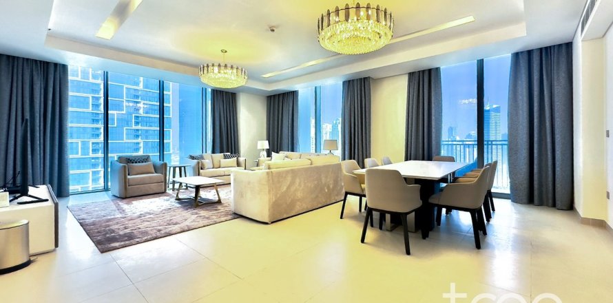 4 bedrooms Apartment in 5242, UAE No. 206082