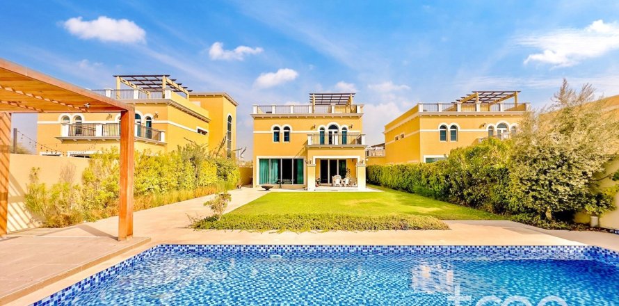 Villa de 4 dormitorios en Legacy, UAE No. 206079