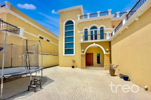 Villa de 4 dormitorios en Legacy, UAE No. 206080 18