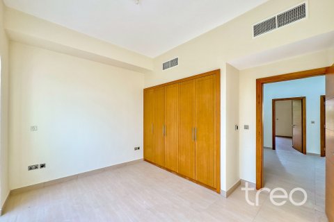 Villa de 4 dormitorios en Legacy, UAE No. 206080 11