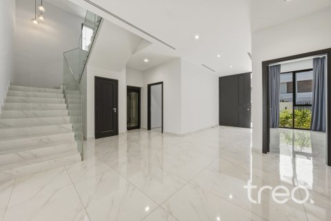 Вилла с 5 спальнями в Jumeirah Park, ОАЭ №206078 3