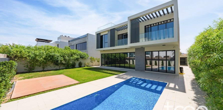 Вилла с 5 спальнями в Jumeirah Park, ОАЭ №206078