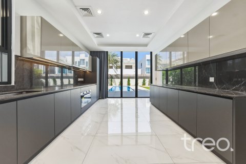 Вилла с 5 спальнями в Jumeirah Park, ОАЭ №206078 10