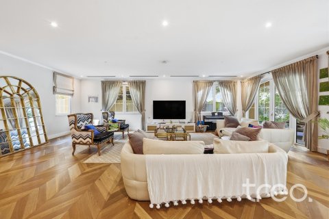 Villa de 5 dormitorios en Legacy, UAE No. 206081 20