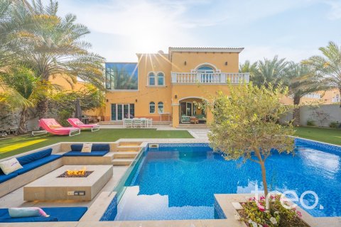 Villa de 5 dormitorios en Legacy, UAE No. 206081 9