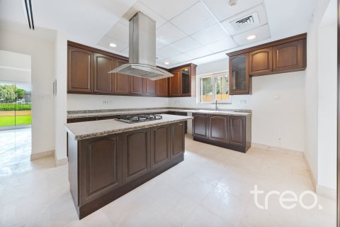 Villa de 6 dormitorios en Arabian Ranches, UAE No. 206076 5