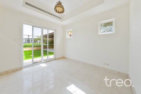 Villa de 6 dormitorios en Arabian Ranches, UAE No. 206076 13