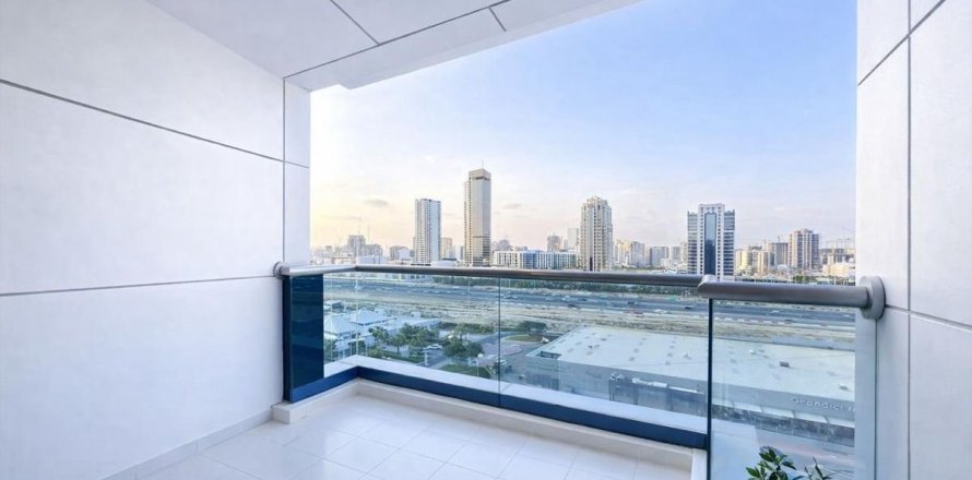 Квартира с 2 спальнями в Dubai Sports City, ОАЭ №162645