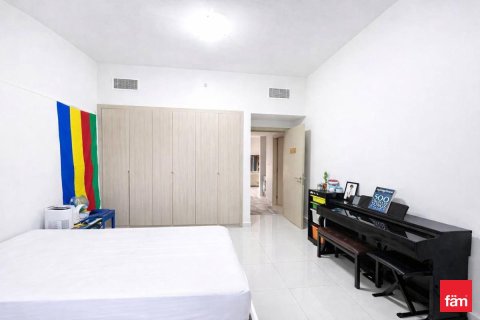 Квартира с 2 спальнями в Dubai Sports City, ОАЭ №162645 8