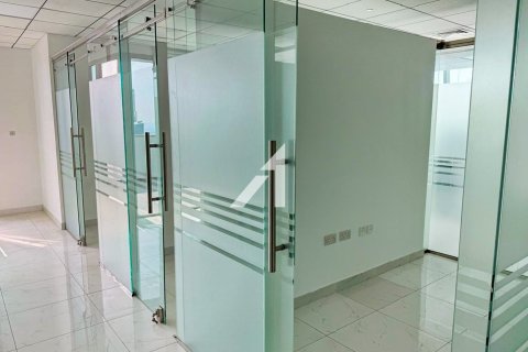 177m² Office in Business Bay, UAE No. 151387 7