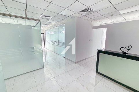 177m² Office in Business Bay, UAE No. 151387 9