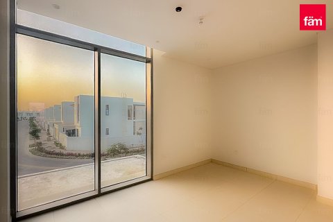 4 bedrooms Villa in Dubai, UAE No. 207903 8