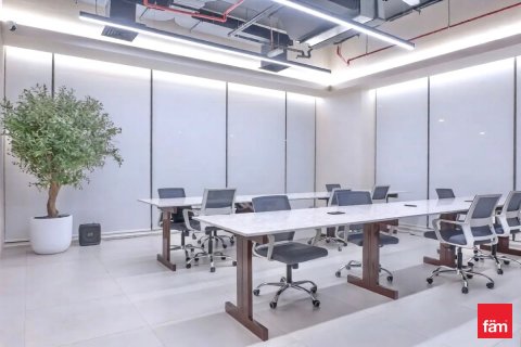 Офис 195.9м² в Мирдиф, ОАЭ №146114