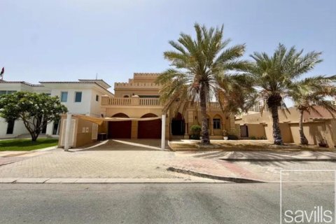 5 bedrooms Villa in Garden Homes, UAE No. 194370 12