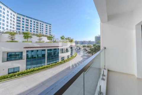 Apartment de 3 dormitorios en Al Raha Beach, UAE No. 63138 1