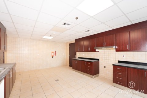 Apartment de 3 dormitorios en Emirates Crown, UAE No. 148222 6