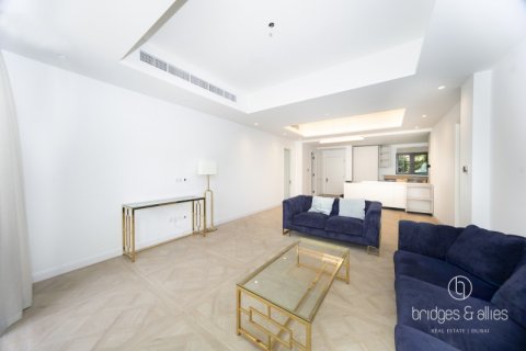 Apartment de 2 dormitorios en Old Town, UAE No. 148227 8