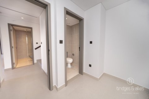 Вилла с 4 спальнями в Tilal Al Ghaf, ОАЭ №148223 20