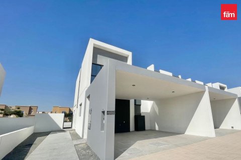 4 bedrooms Townhouse in Dubai, UAE No. 173246