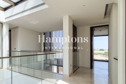 Villa de 5 dormitorios No. 118686 11