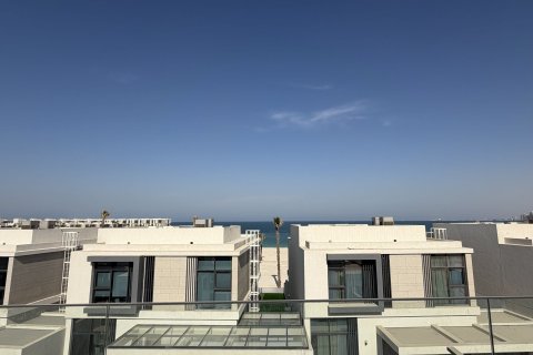 Вилла с 5 спальнями в Al Marjan Island, ОАЭ №184585 4