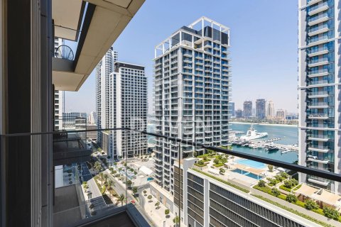 Apartment de 2 dormitorios en EMAAR Beachfront, UAE No. 191614 13