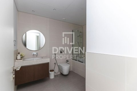 Apartment de 2 dormitorios en EMAAR Beachfront, UAE No. 191614 11