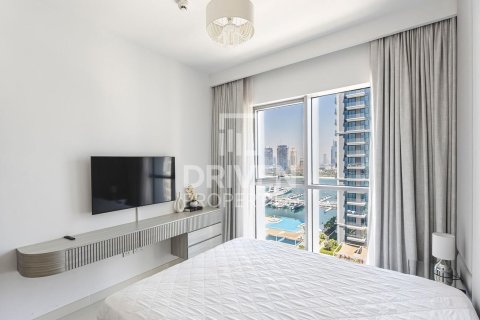 Apartment de 2 dormitorios en EMAAR Beachfront, UAE No. 191614 9