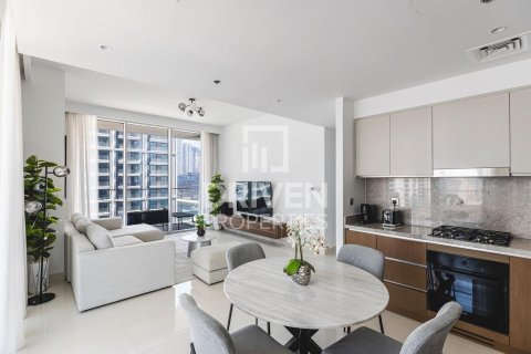 Apartment de 2 dormitorios en EMAAR Beachfront, UAE No. 191614 5
