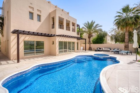 Villa de 5 chambres à Meadows 8, UAE No. 201023