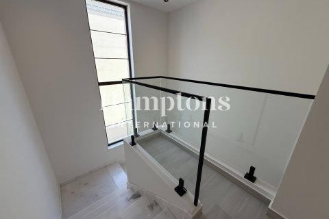 Villa de 4 dormitorios No. 124623 6