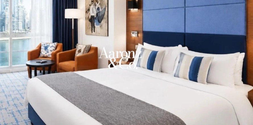 1 room Hotel Apartment in Jumeirah Lake Towers, UAE No. 186818