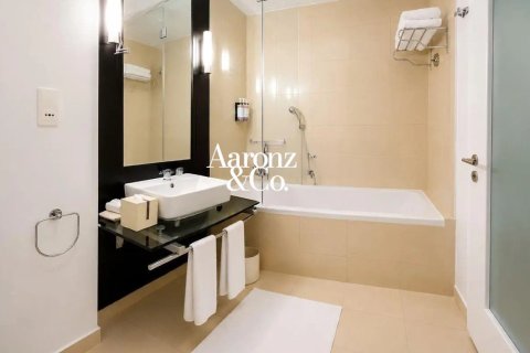 1 room Hotel Apartment in Jumeirah Lake Towers, UAE No. 186818 6