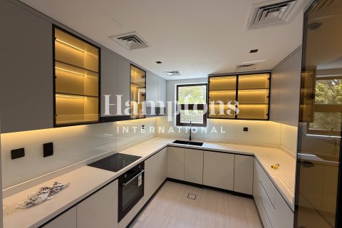 4 غرف نوم فيلا  رقم 125801 10