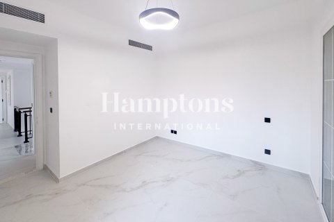 Villa de 4 chambres  No. 125802 11