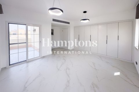 Villa de 4 chambres  No. 125802 13