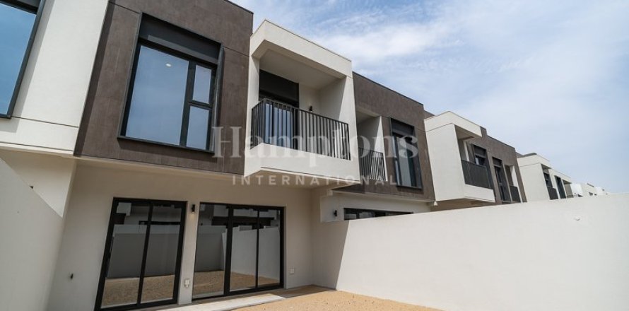 3 bedrooms Townhouse  No. 125804