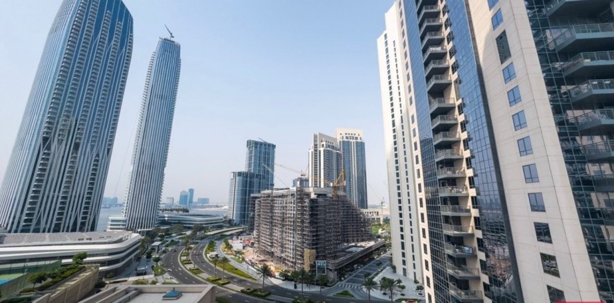 Apartment de 2 dormitorios en Dubai, UAE No. 162663