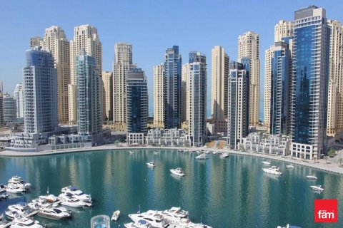 Apartment de 2 dormitorios en Dubai Marina, UAE No. 162760